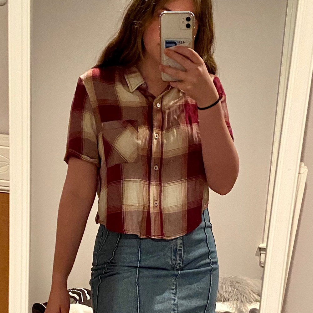 Burgundy plaid button down crop top